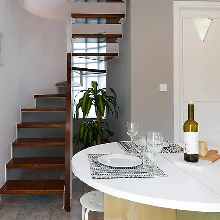 Apartment Pefki