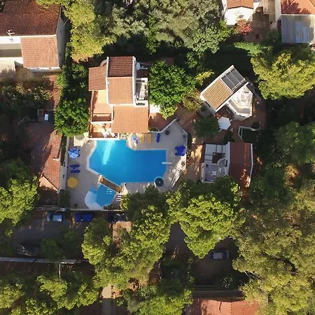Pefki Apartment