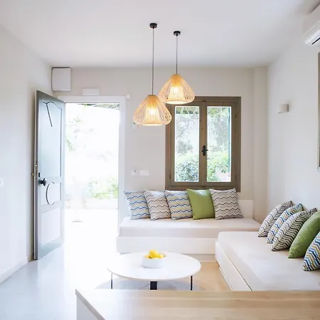 Pefki Apartment *