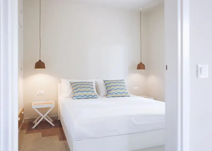 Pefki アパート ハニア